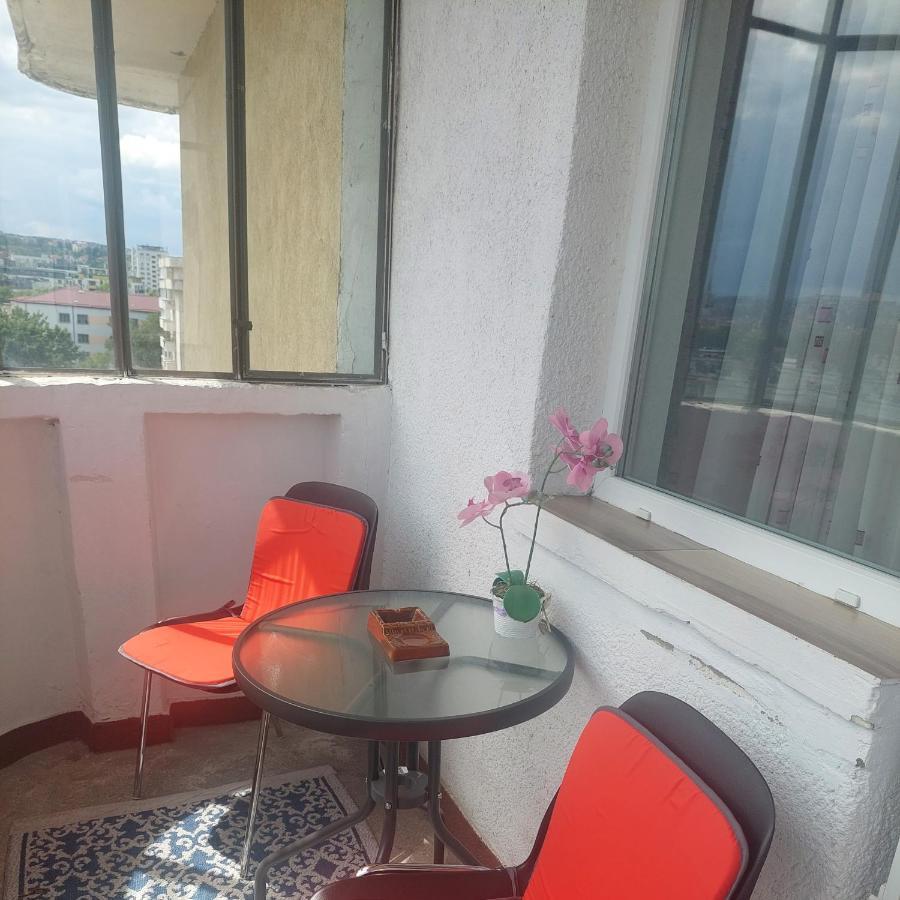 Farmec Apartament Cluj-Napoca Eksteriør bilde